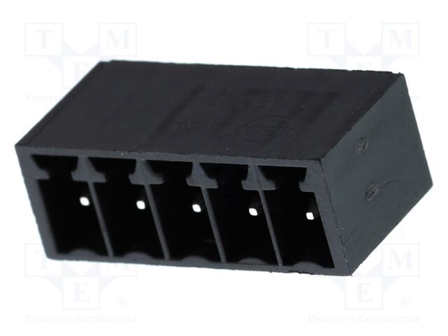 Pluggable terminal block
