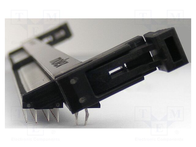 Connector: DDR2