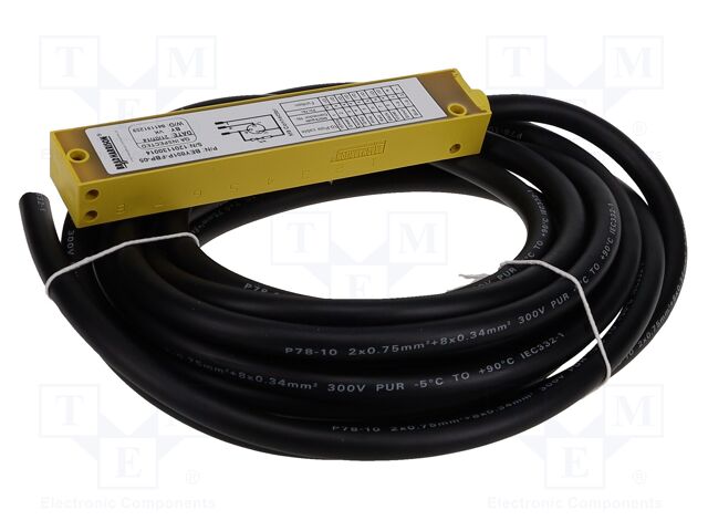 Connector: M8