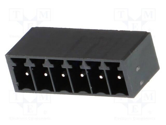 Pluggable terminal block