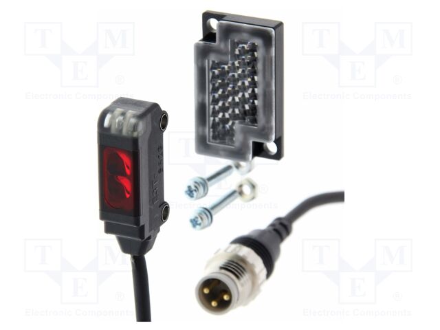 Sensor: photoelectric; Range: 200mm; retro-reflective