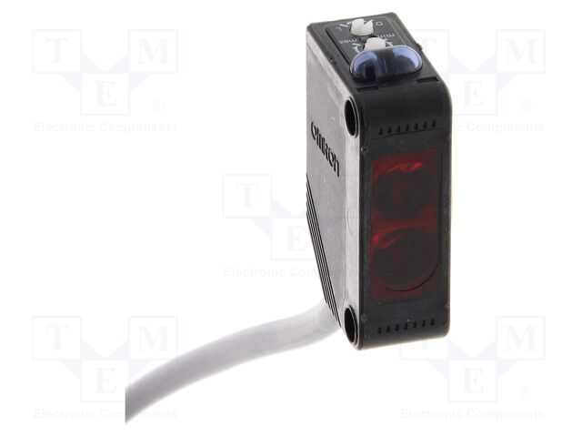 Sensor: photoelectric; retro-reflective