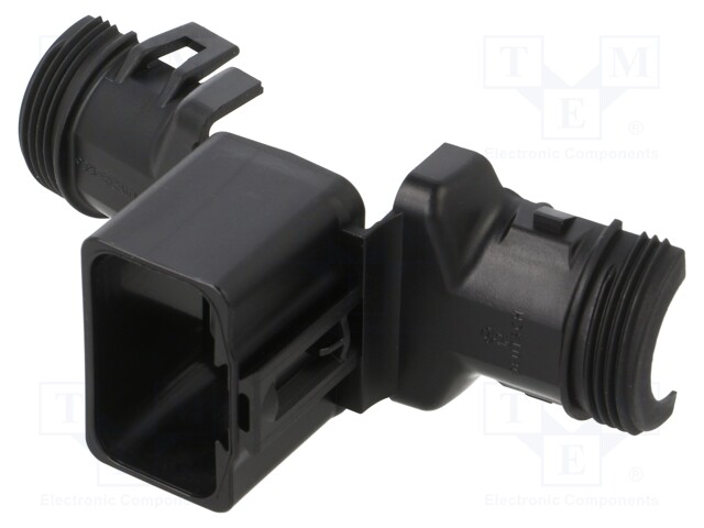 Accessories: plug case