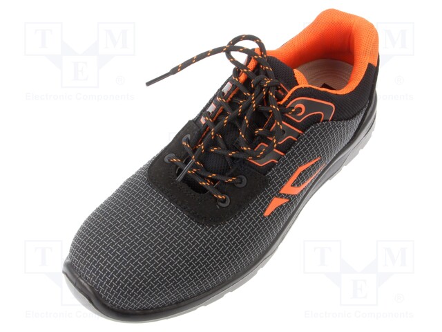 Shoes; Size: 40