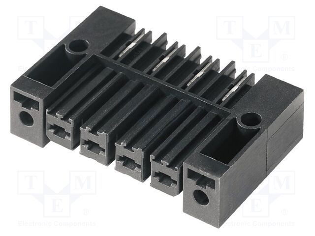 Pluggable terminal block