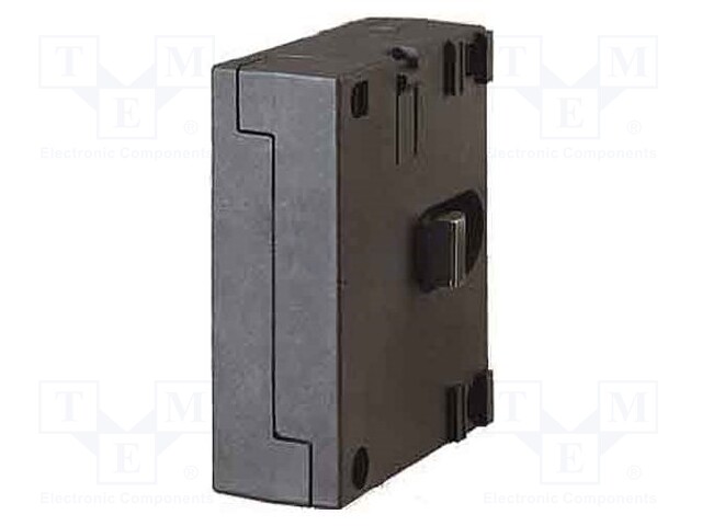 Mechanical interlock; Leads: screw terminals