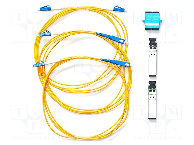 Set of cables and adapters