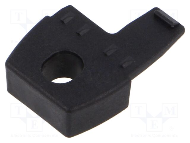 Accessories: wall mounting element