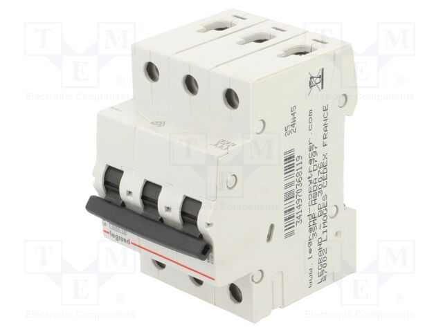 Circuit breaker; 400VAC; Inom: 20A; Poles: 3; Charact: C; 6kA; IP20