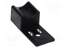 Connector: valve connector