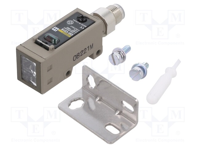 Photoelectric Sensor, 700 mm, NPN / PNP, 100 mA, 10 VDC to 30 VDC