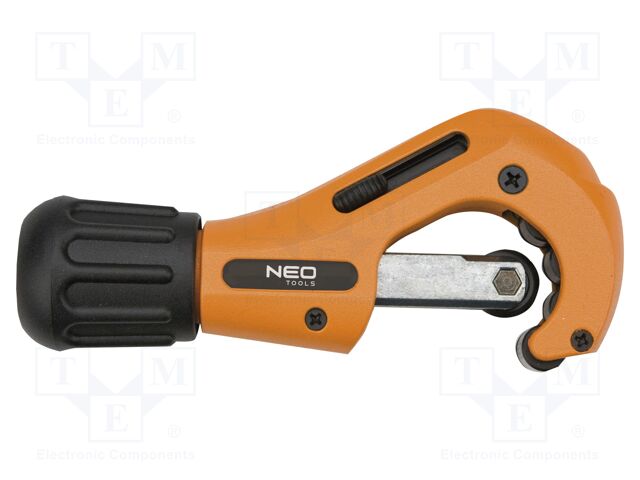 Suction syringe; for cutting copper and aluminum pipes