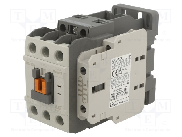 Contactor: 3-pole; NO x3; Auxiliary contacts: NO + NC; 110VAC; 32A