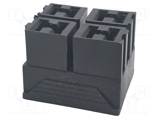 Fuse acces: fuse holder