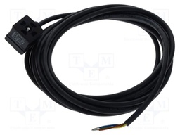 Connector: valve connector